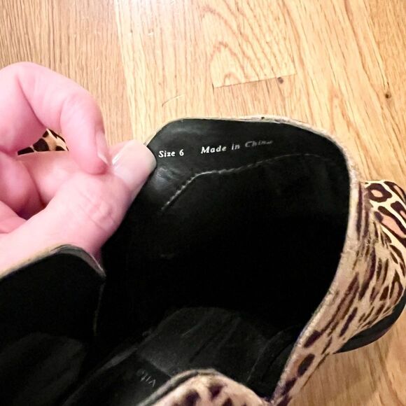 EUC Women's Dolce Vita Sonni Western Calf Hair Leopard Cheetah Bootie Size 6 M - Picture 7 of 8